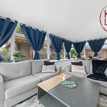 Fraser House By Klass Living Rutherglen * Glasgow