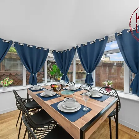 Fraser House By Klass Living Rutherglen Holiday home