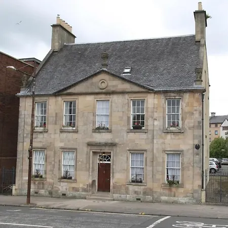 52, Charlotte Street Apartment *