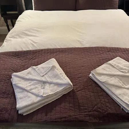 52, Charlotte Street *