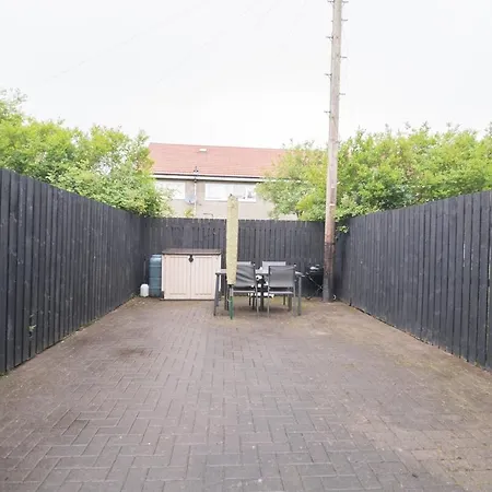 Clydebank 2 Bedroom * Glasgow
