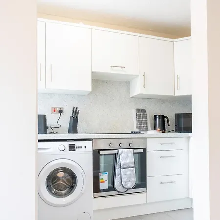 Holiday home 2 Bdr House By Caledonia Luxe Short Lets & Serviced Glasgow