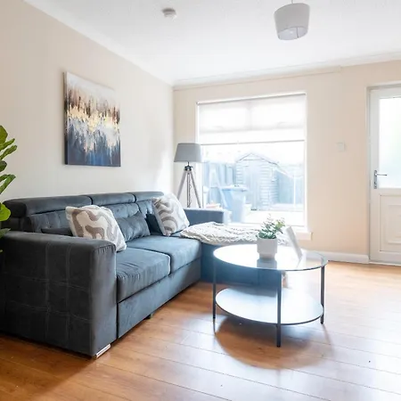 Holiday home 2 Bdr House By Caledonia Luxe Short Lets & Serviced Glasgow