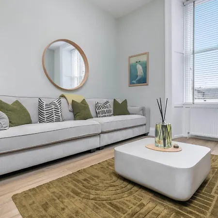 The Sauchie And The Steamie Centre Luxury Apartment *