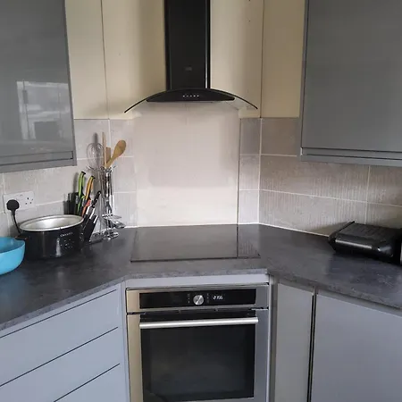 Gadsby Manor * Glasgow