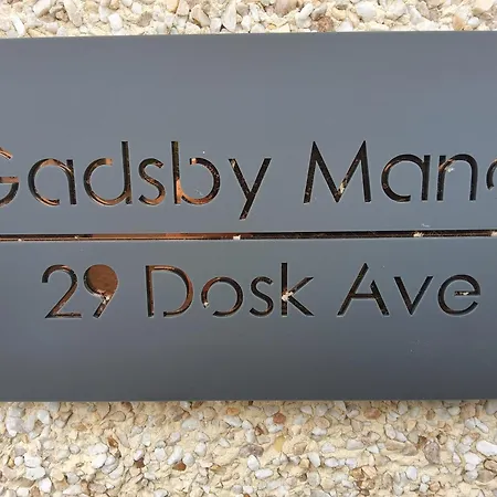 Gadsby Manor *