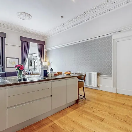 Blythswood - Experience Luxury Living