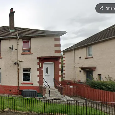 Modern 2 Bedroom With Extra Loft Bedroom