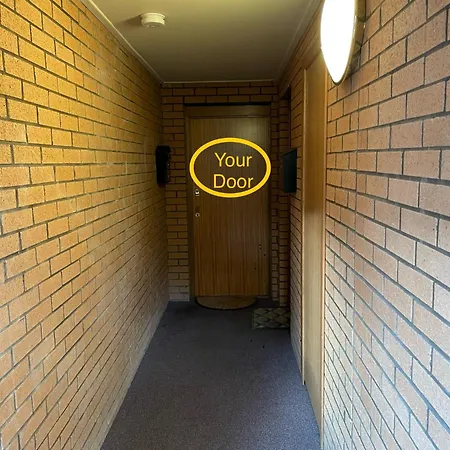 Apartment Cozy Nights - Cambuslang 1/64 *