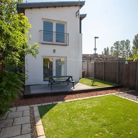 Southside Flat With Private Garden! Appartement *