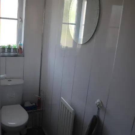 Urban Escape Free Parking 20min Walk To Center Ferienhaus *