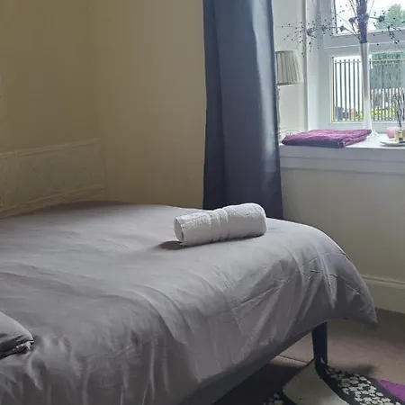 Apartmán Cosy And Bright 3-bedroom Flat