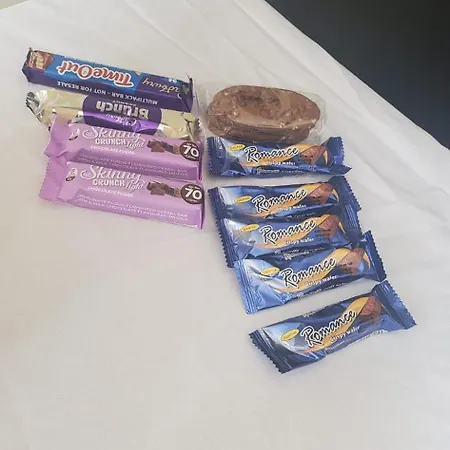 Cosy And Bright 3-bedroom Flat *