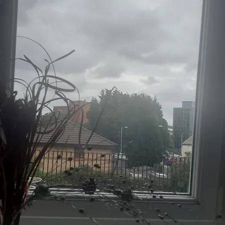 Apartmán Cosy And Bright 3-bedroom Flat *