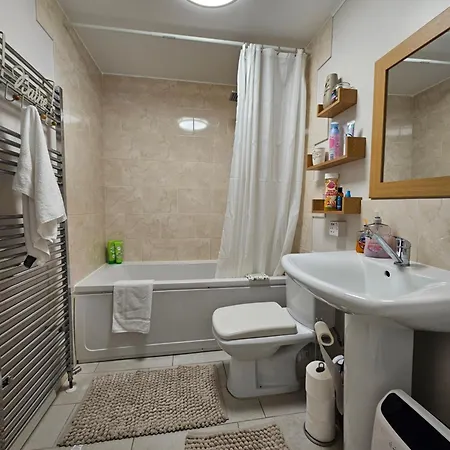 Apartament Spacious 2 Bedrooms *