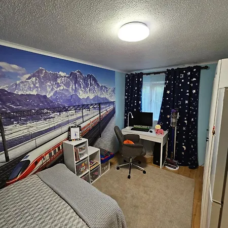 Spacious 2 Bedrooms Apartament Glasgow