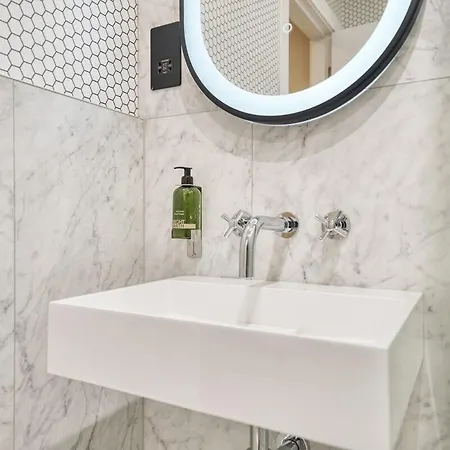 Apartment Oasis Craigpark Glasgow