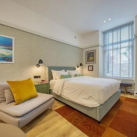 Apartment Oasis Craigpark Glasgow