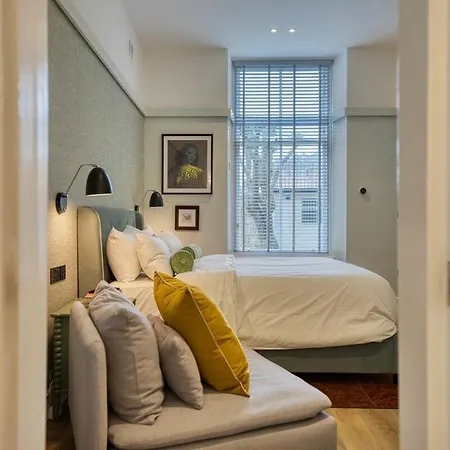 Craigpark Apartment *