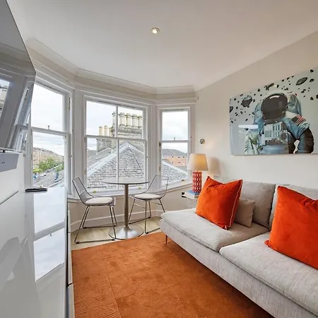 Oasis Craigpark Apartment Glasgow