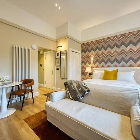 Apartment Oasis Craigpark Glasgow