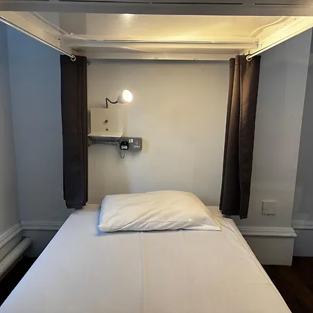 Roam Glasgow Hotel