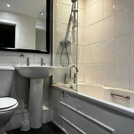 Safestay Charing Cross 3*