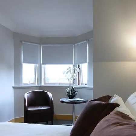 Glynhill & Near Airport Hotell