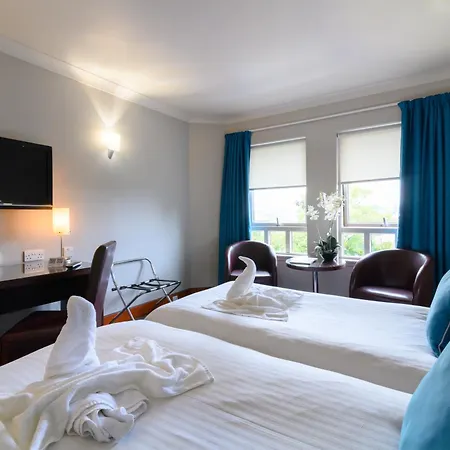 Otel Glynhill & Near Airport 4*
