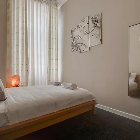 Luxurious Royal 2br Apartment, Centre 글라스고