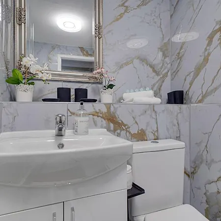 아파트 Luxurious Royal 2br Apartment, Centre 글라스고