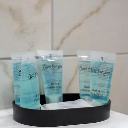 3 Bdr Flat By Caledonia Luxe Short Lets & Serviced アパート グラスゴー