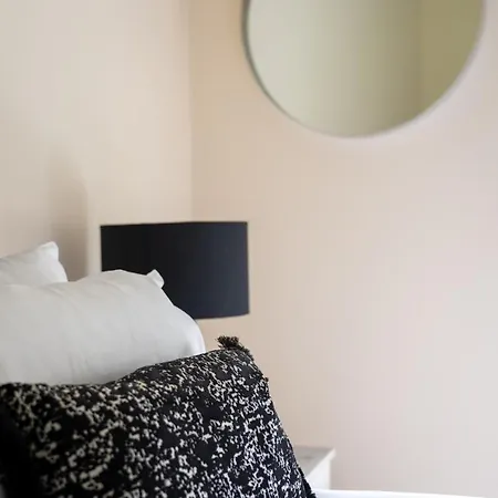 Apartment 3 Bdr Flat By Caledonia Luxe Short Lets & Serviced Glasgow