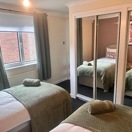 Appartamento 3br Flat Sleeps 6 West End Sights Driveway Glasgow