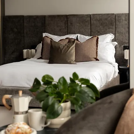 Moment Blythswood St Aparthotel