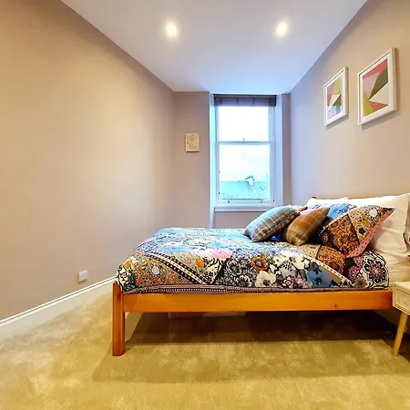 Unique Victorian In * Glasgow