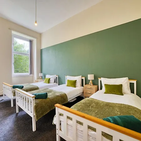 Group 4br Sleeps 11 Near Ibrox Parking * 格拉斯哥