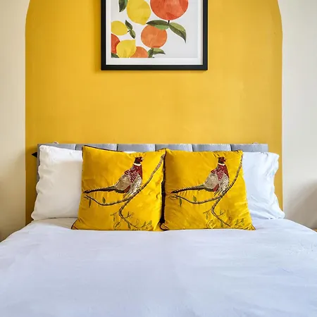 Group 4br Sleeps 11 Near Ibrox Parking 格拉斯哥