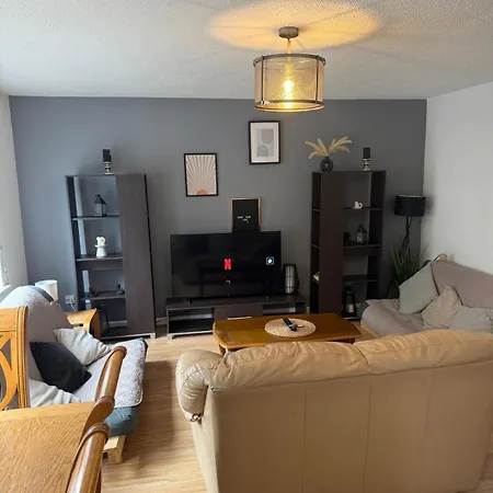 Centre 2 Bed * Glasgow