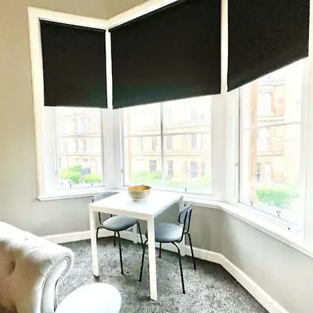 Pass The Keys West End Wonder Glasgow