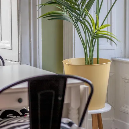 Haven Main Door & Parking - Pass The Keys *