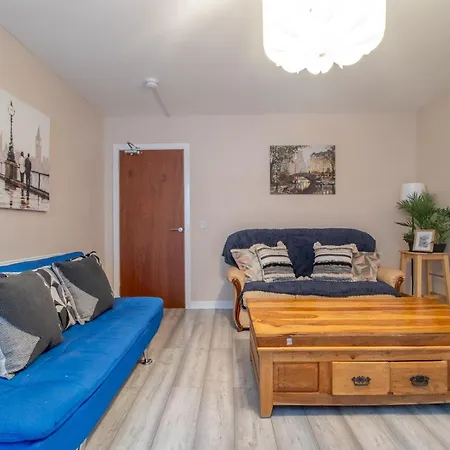 Gem Main Door Parking - Pass The Keys