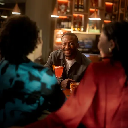 Clayton גלאזגו