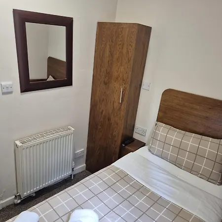 House 3* Glasgow