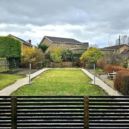 Charming 3-bed Oasis-free Parking *