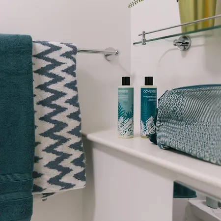 For Students Only - Bath Street In *