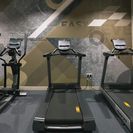 For Students Only - Bath Street In Appartement