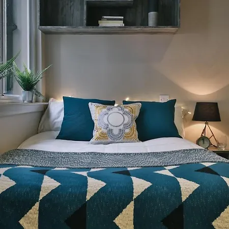 For Students Only - Bath Street In Near Charing Cross Station Glasgow