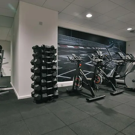 For Students Only - George Street In Apartamento