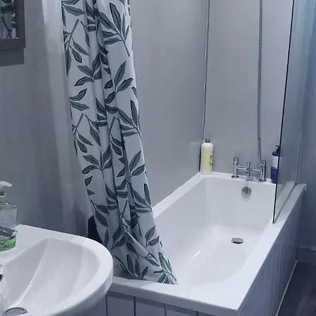 Apartmán Cosy And Bright 3-bedroom Flat